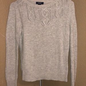 Woman’s/Junior Chaps sweater  cold LARGE